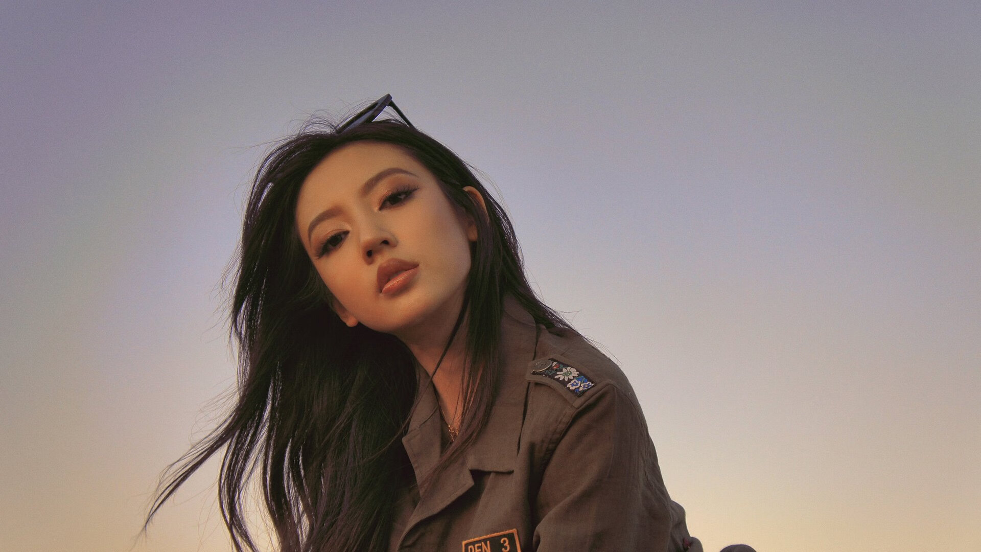 熊猫体育在线官网-压力之下：冠军车手的心理调节法宝