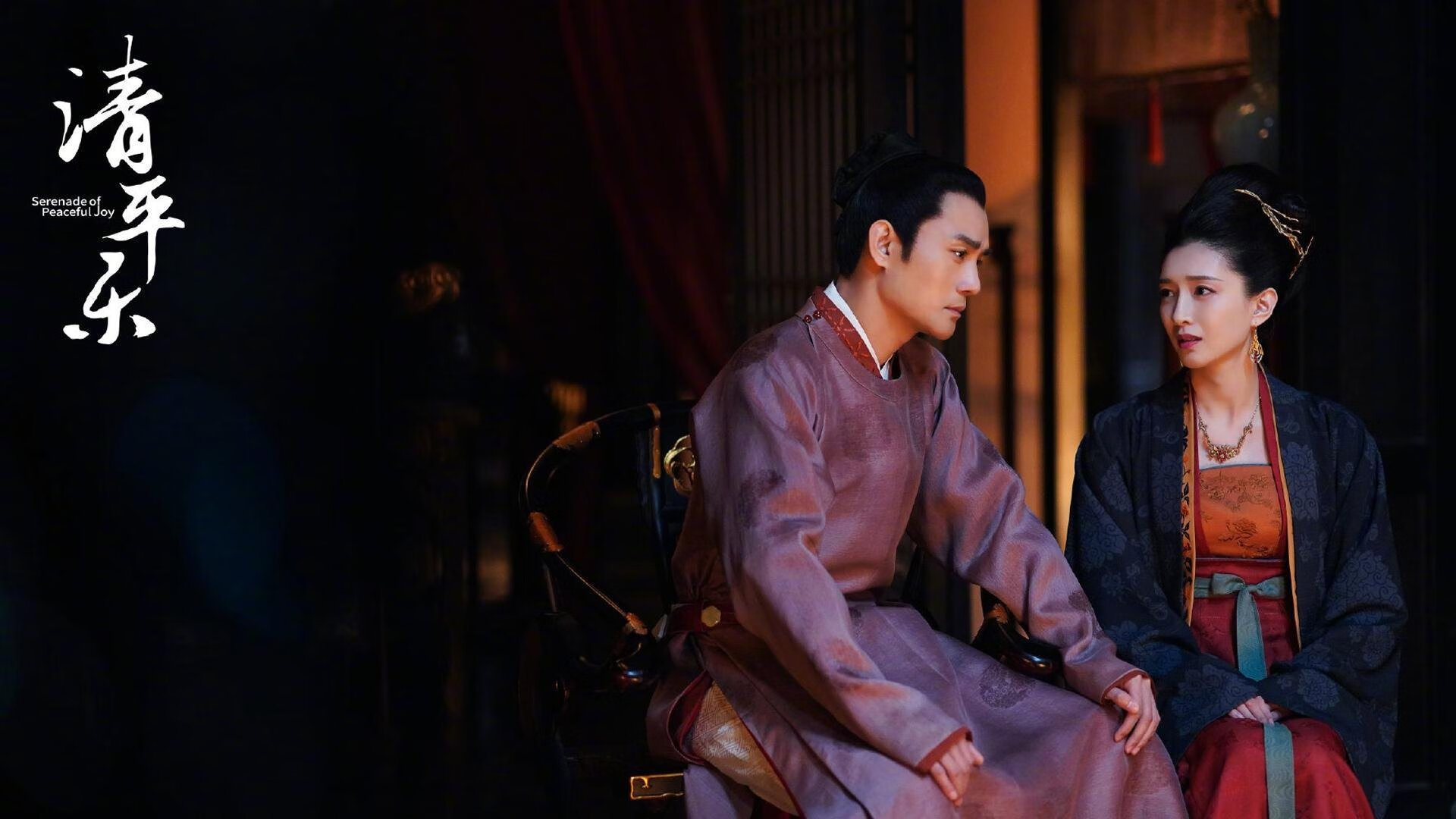 赛季中期,车队如何调整战术布局?,车队阵型