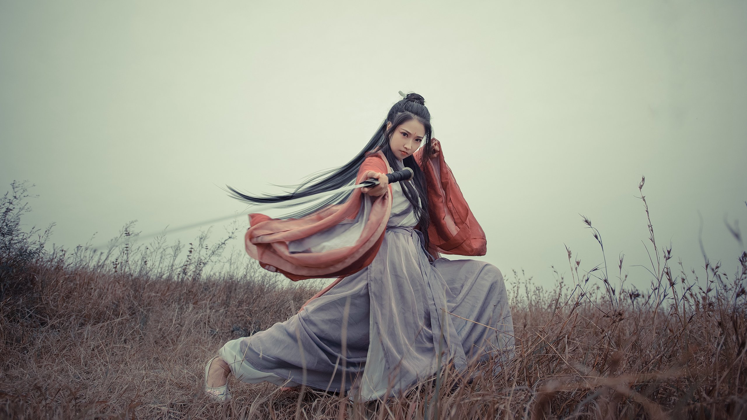 比赛中球队在绝境中挣扎,终于获得胜利,比赛中球队在绝境中挣扎,终于获得胜利了