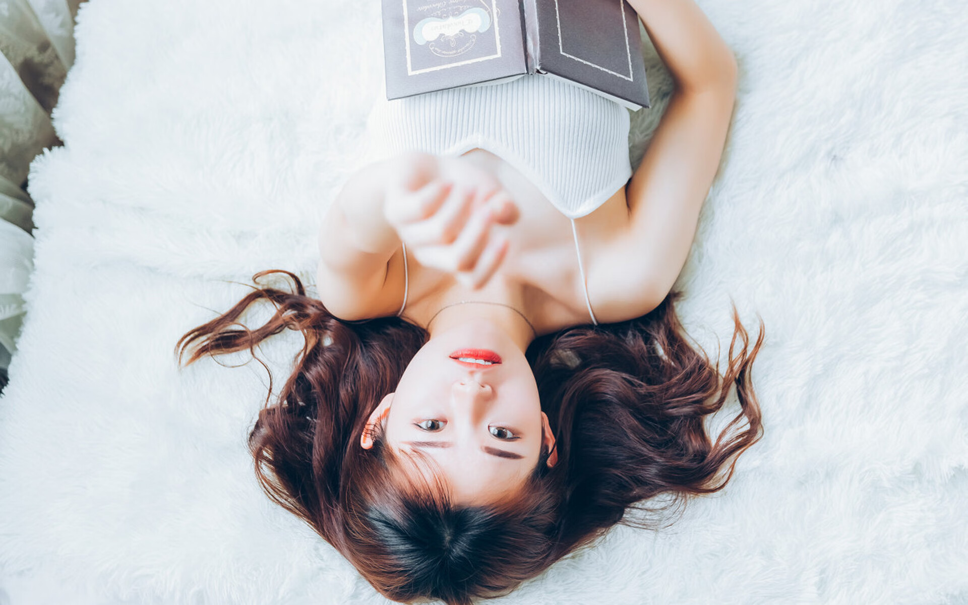 “高新区全民健身馆:短柄墙球,不只是技巧,更是大脑与速度的无声较量”